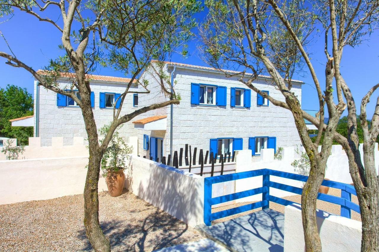Pax Houses Vrh  Exterior photo
